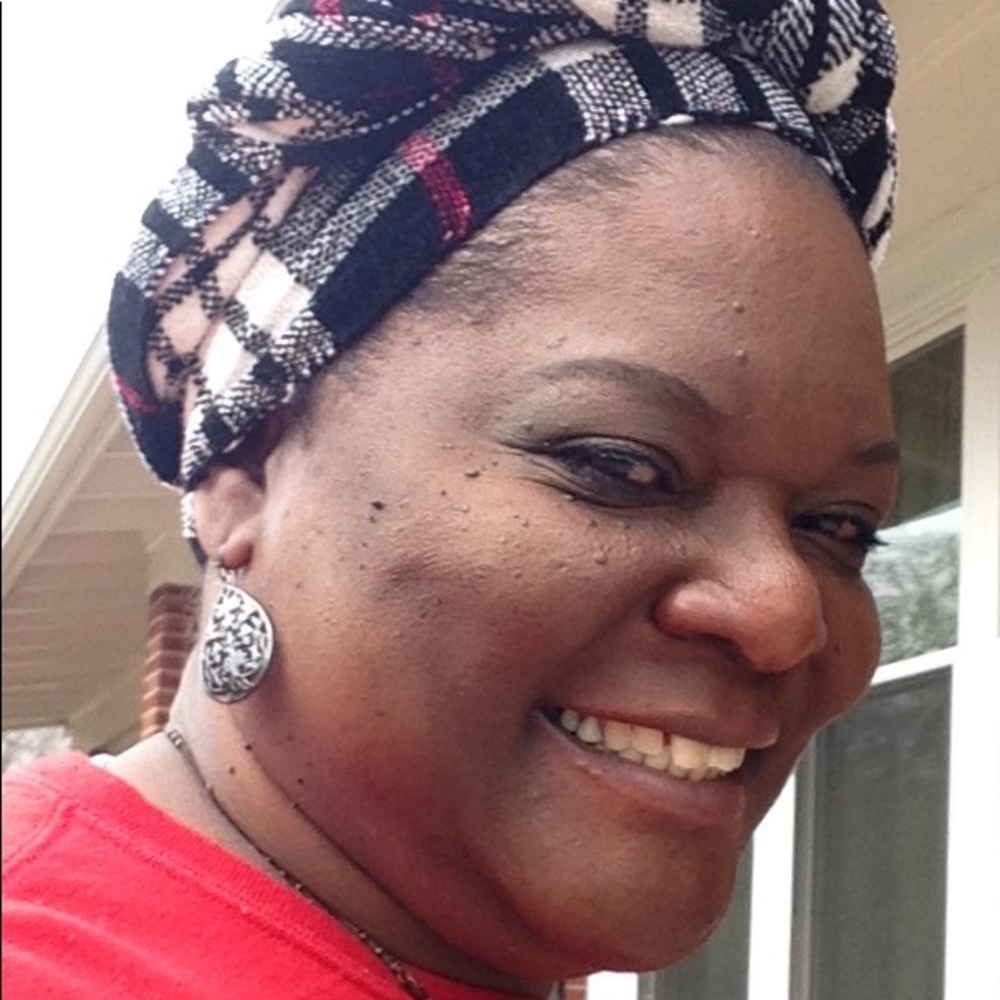 Meet your Posher, Selma